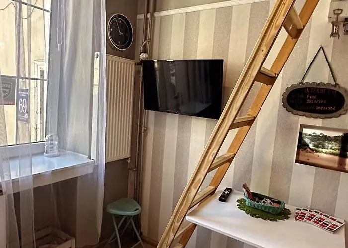 דירה Przytulna Kawalerka Z Antresola W Sercu Gdanska גדנסק